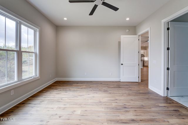 880 Granby Rd Road, Kingsport, TN 37660