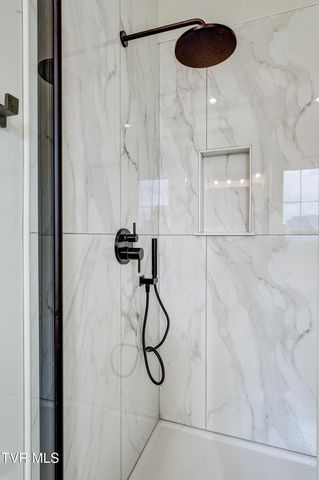 880 Granby Rd Road, Kingsport, TN 37660