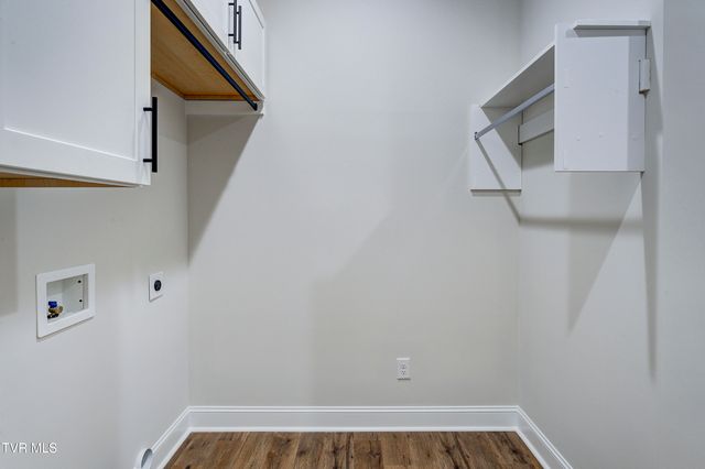 880 Granby Rd Road, Kingsport, TN 37660