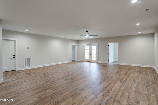 880 Granby Rd Road, Kingsport, TN 37660