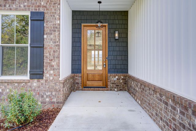 880 Granby Rd Road, Kingsport, TN 37660