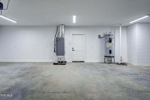 880 Granby Rd Road, Kingsport, TN 37660