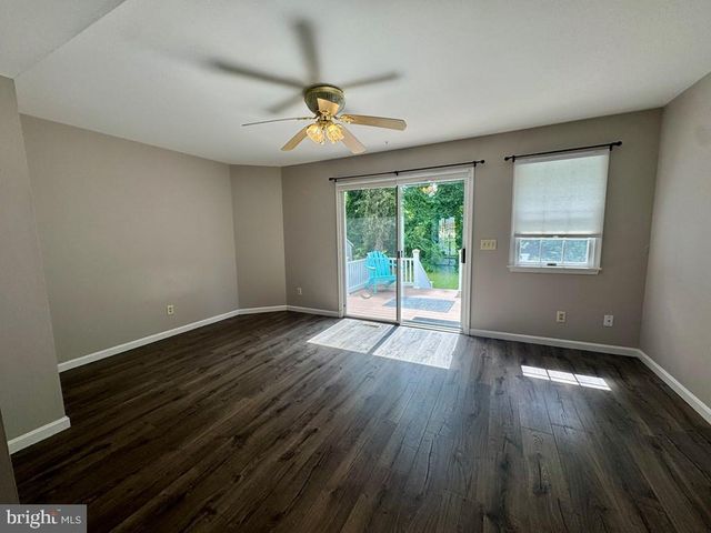 3618 WILLOW ST, Chincoteague Island, VA 23336