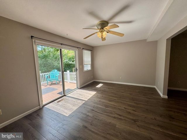 3618 WILLOW ST, Chincoteague Island, VA 23336