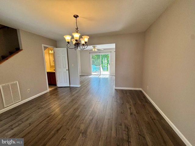 3618 WILLOW ST, Chincoteague Island, VA 23336