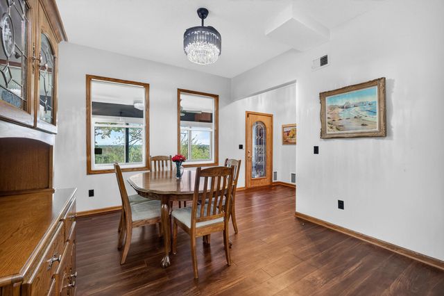 3331 Hobson Avenue, Davenport, IA 52802
