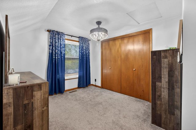 3331 Hobson Avenue, Davenport, IA 52802