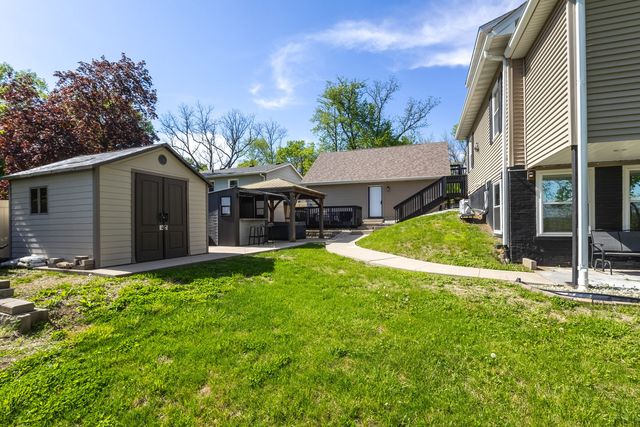 3331 Hobson Avenue, Davenport, IA 52802