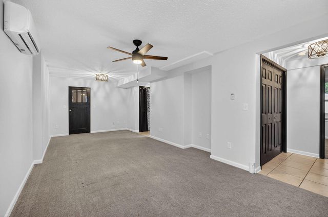 3331 Hobson Avenue, Davenport, IA 52802