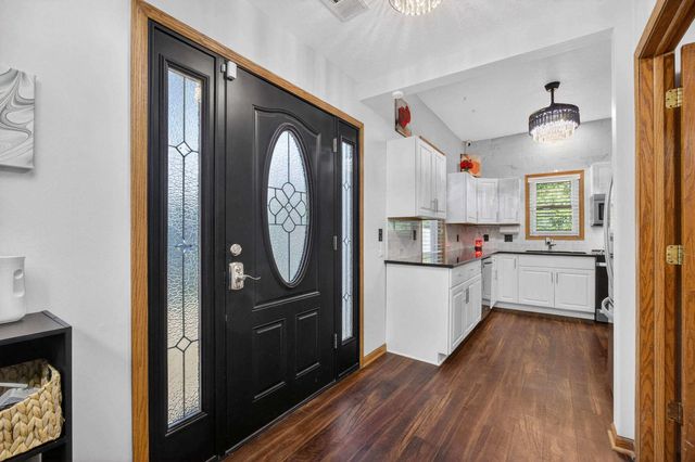 3331 Hobson Avenue, Davenport, IA 52802