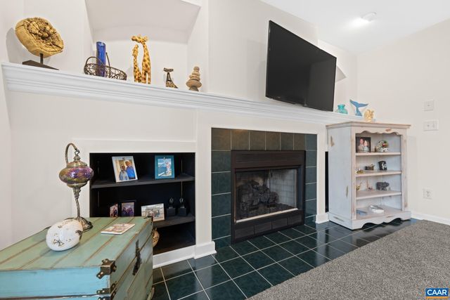 996 RIVER RUN DR, Charlottesville, VA 22901