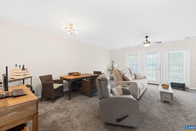 996 RIVER RUN DR, Charlottesville, VA 22901