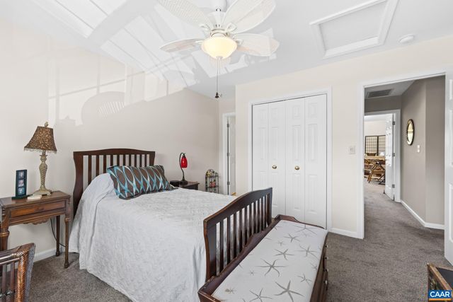 996 RIVER RUN DR, Charlottesville, VA 22901