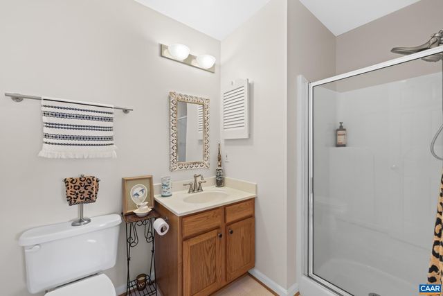 996 RIVER RUN DR, Charlottesville, VA 22901