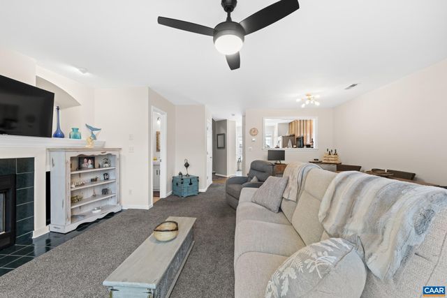 996 RIVER RUN DR, Charlottesville, VA 22901