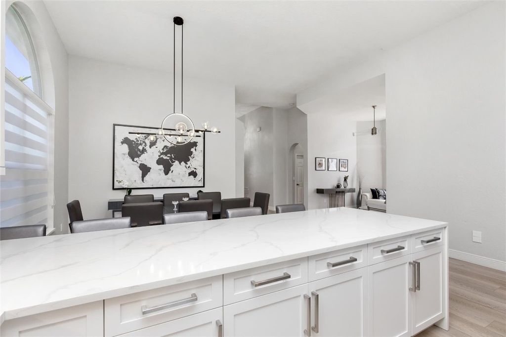 Image 17 of property listing at 7685 NW 71st Terrace, Parkland, FL 33067