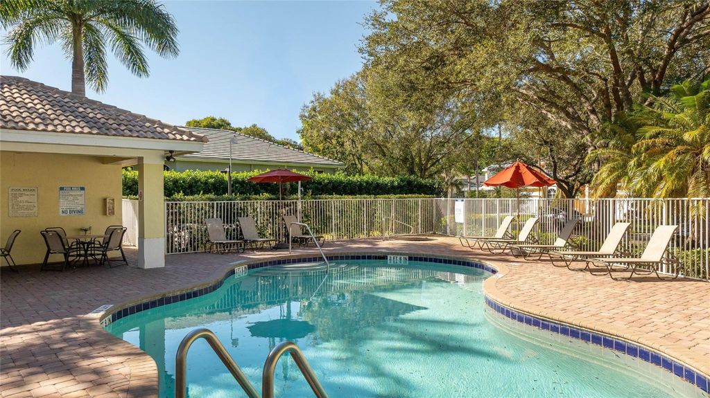 Image 49 of property listing at 7685 NW 71st Terrace, Parkland, FL 33067