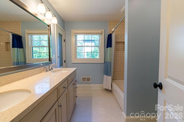 3335 Providence Road, Charlotte, NC 28211