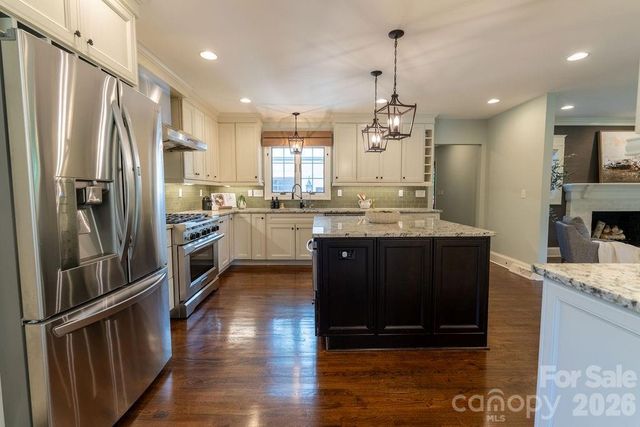 3335 Providence Road, Charlotte, NC 28211