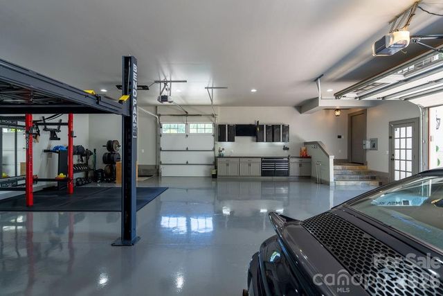 3335 Providence Road, Charlotte, NC 28211