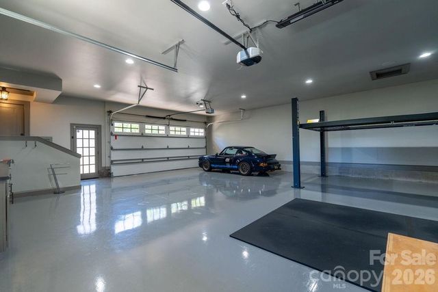 3335 Providence Road, Charlotte, NC 28211