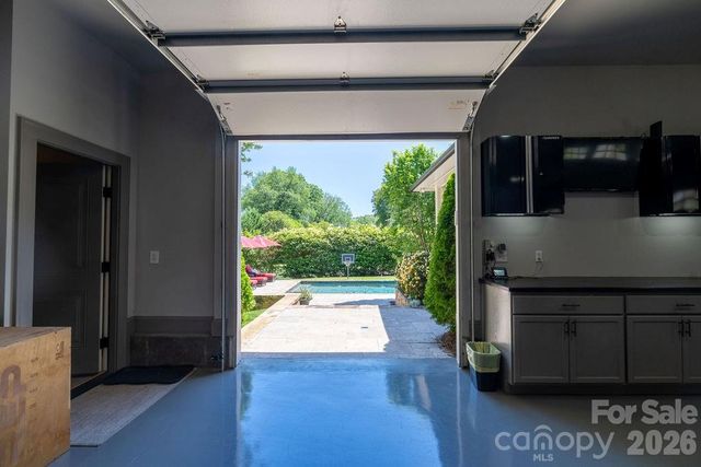 3335 Providence Road, Charlotte, NC 28211