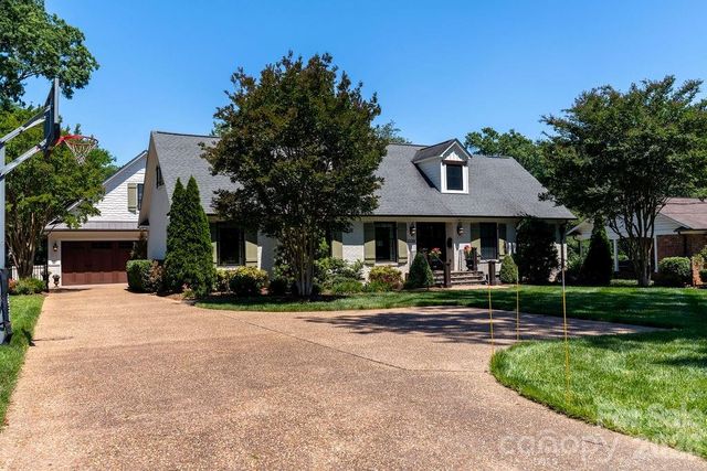 3335 Providence Road, Charlotte, NC 28211