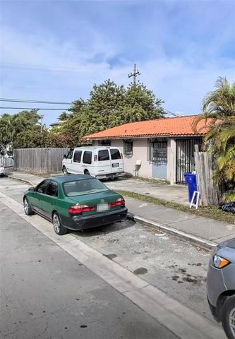 960 SW 13th Ct, Miami, FL 33135