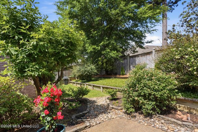 137 Peninsula Drive, Brandon, MS 39047