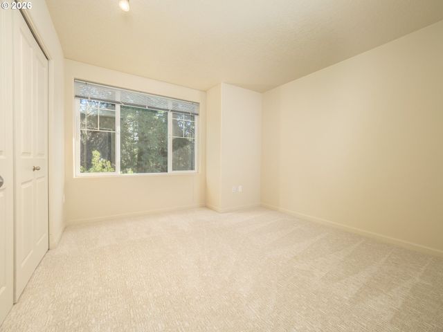 300 Nw 116TH Ave 104, Portland, OR 97229