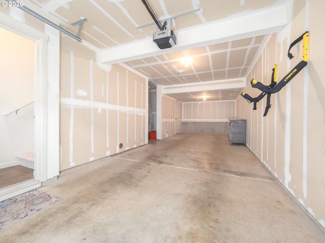 300 Nw 116TH Ave 104, Portland, OR 97229