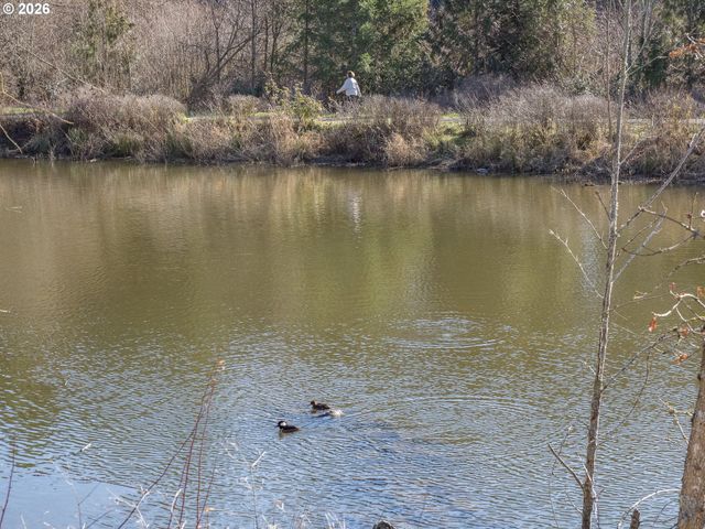 300 Nw 116TH Ave 104, Portland, OR 97229