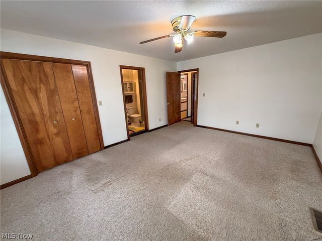 8208 Maramont Drive, Youngstown, OH 44512