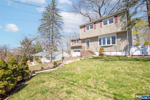 163 Hiawatha Boulevard, Oakland, NJ 07436