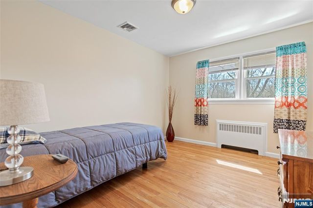 163 Hiawatha Boulevard, Oakland, NJ 07436