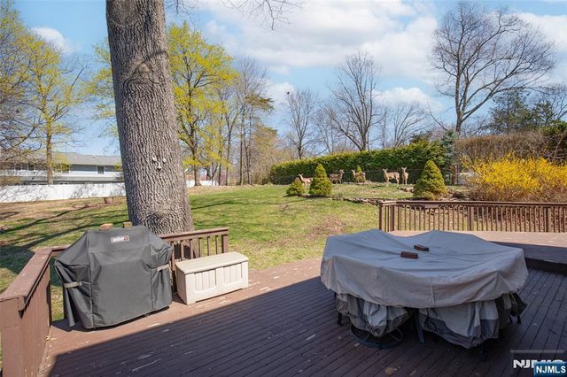 163 Hiawatha Boulevard, Oakland, NJ 07436