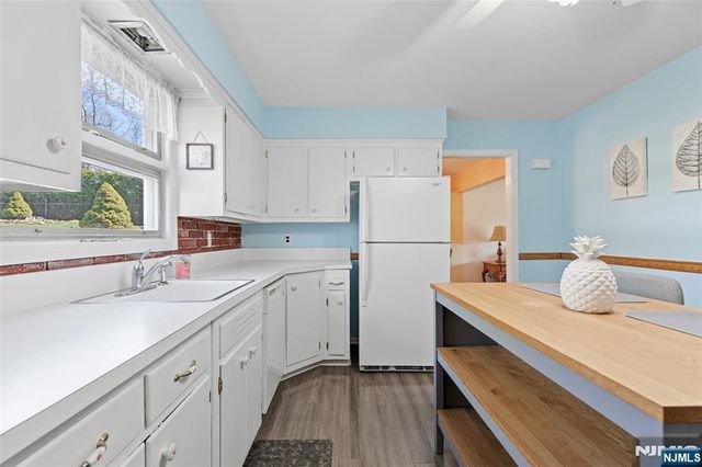 163 Hiawatha Boulevard, Oakland, NJ 07436