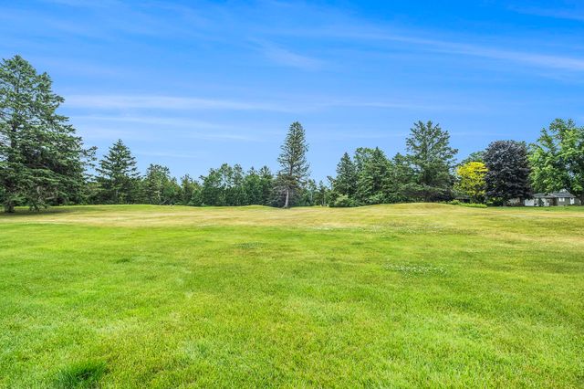 6022 Holt Road, Acme Twp, MI 49690