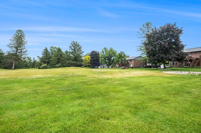 6022 Holt Road, Acme Twp, MI 49690