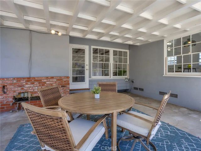 521 Bethany Road, Burbank, CA 91504