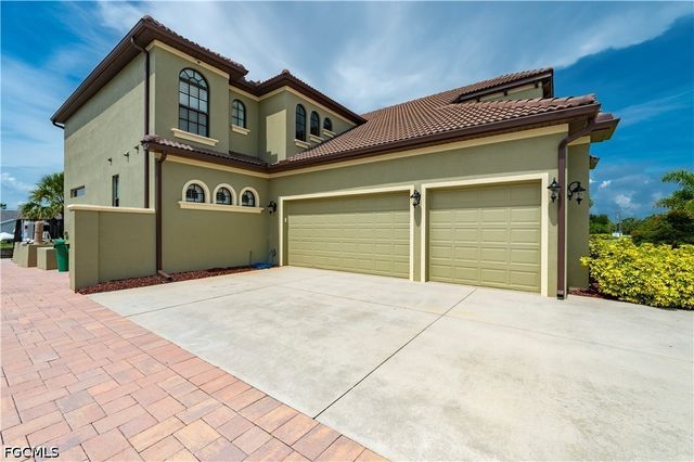 18189 Ohara DR, Port Charlotte, FL 33948