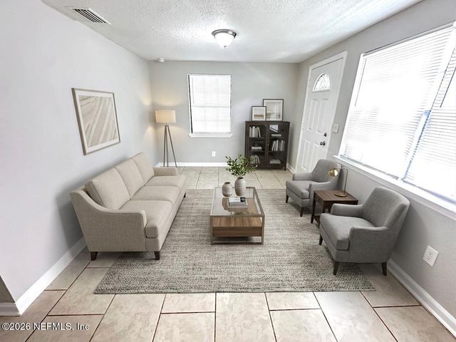 9071 3RD Avenue, Jacksonville, FL 32208