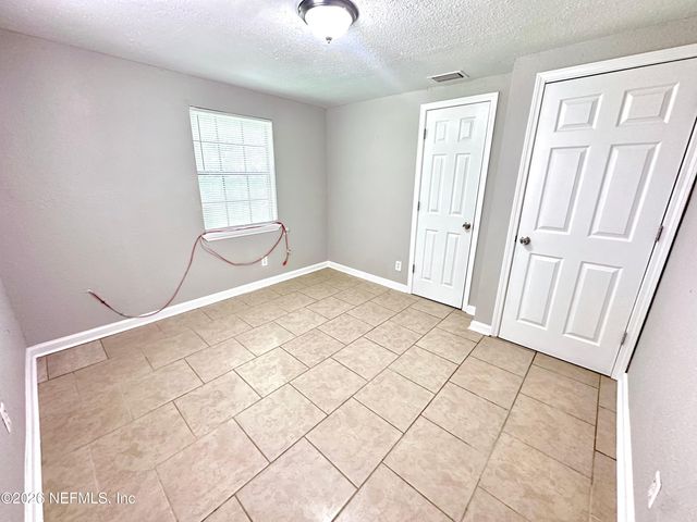 9071 3RD Avenue, Jacksonville, FL 32208