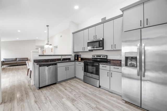 1763 Harborside Circle, Wellington, FL 33414