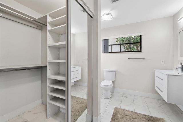 1763 Harborside Circle, Wellington, FL 33414