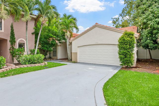 1763 Harborside Circle, Wellington, FL 33414