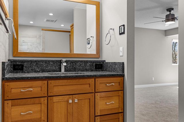 1009 Sunrise COURT, Onalaska, WI 54650