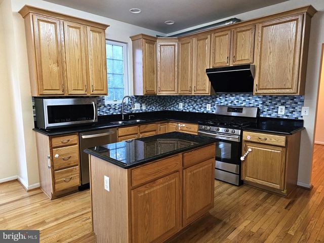 6125 HOT SPRING LN, Fredericksburg, VA 22407