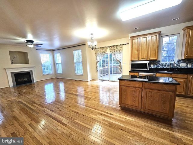 6125 HOT SPRING LN, Fredericksburg, VA 22407
