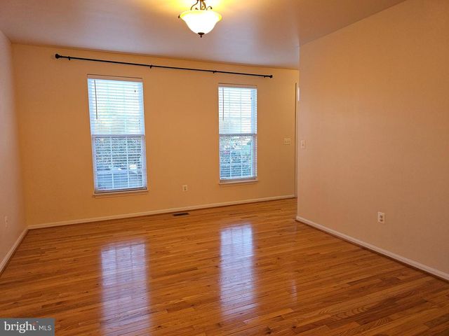 6125 HOT SPRING LN, Fredericksburg, VA 22407